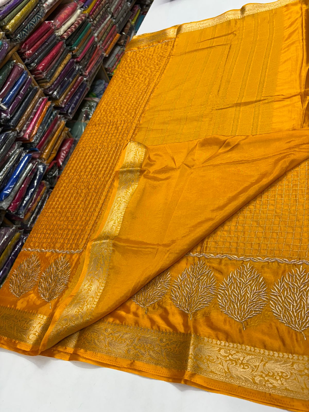 vicscose georgette silk sarees MT101