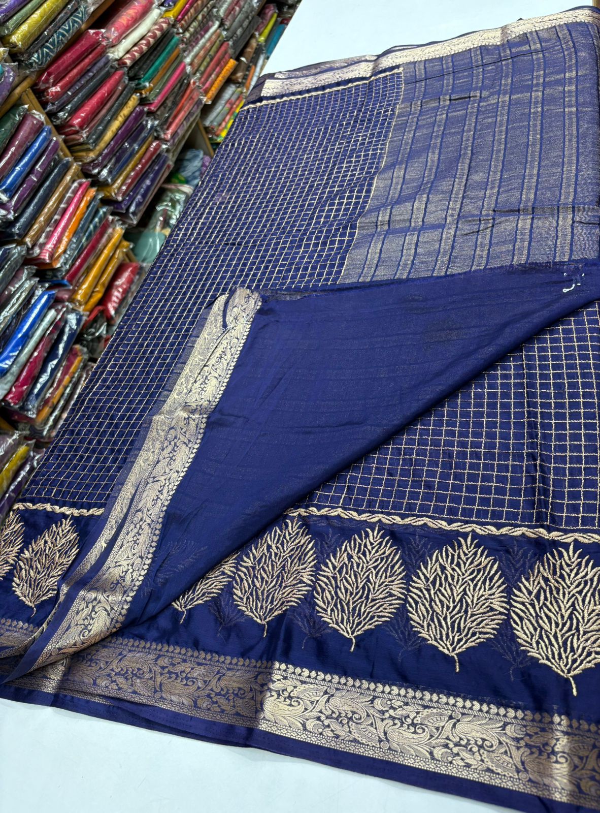 vicscose georgette silk sarees MT101