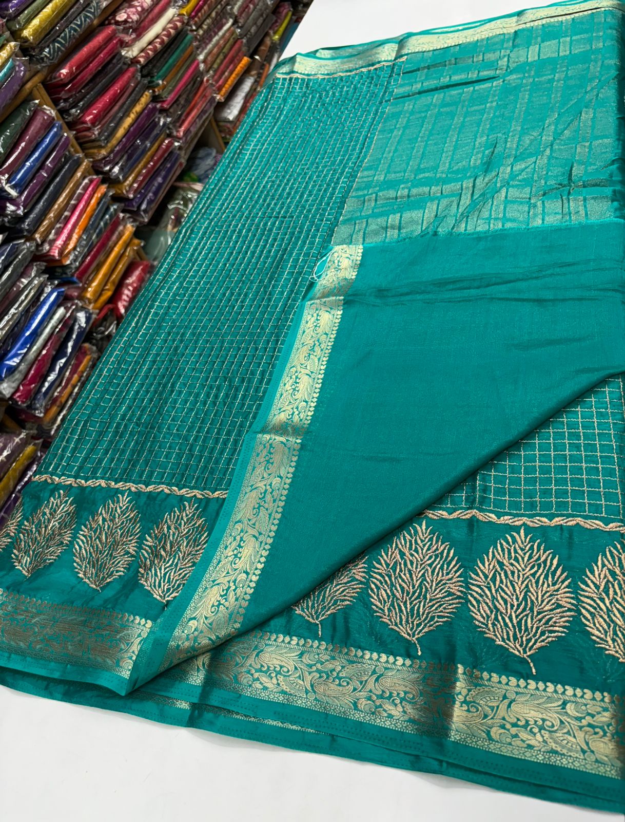 vicscose georgette silk sarees MT101