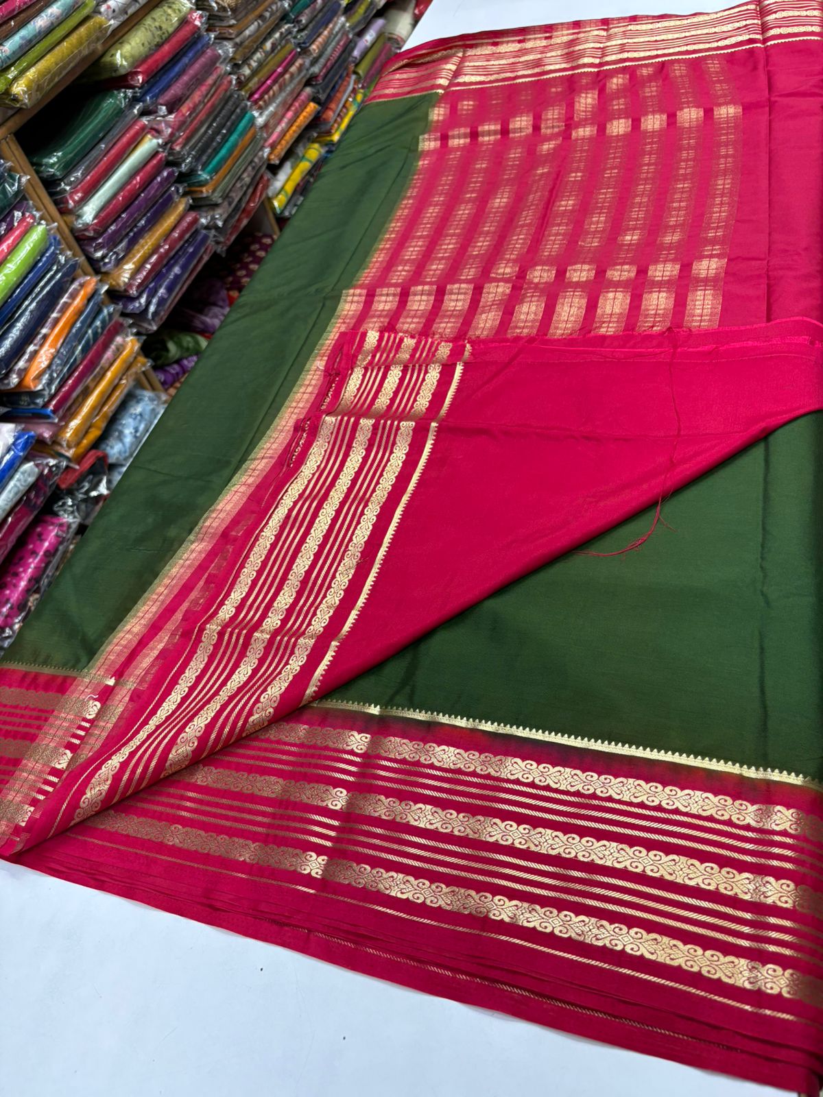 Premium Quality Semi Mysore Crape Silk Saree in contrast Border MT140
