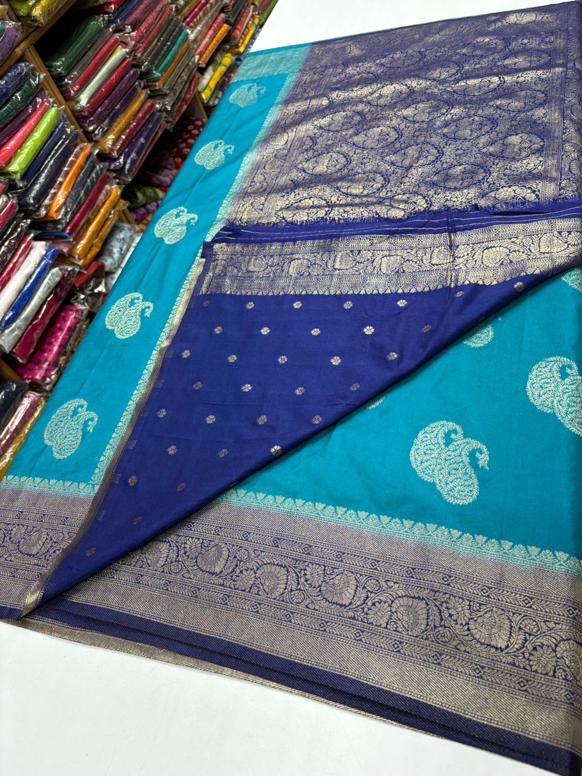 Premium Banarasi Georgete silk saree with Mango buttas all over the saree in contrast border  MT160