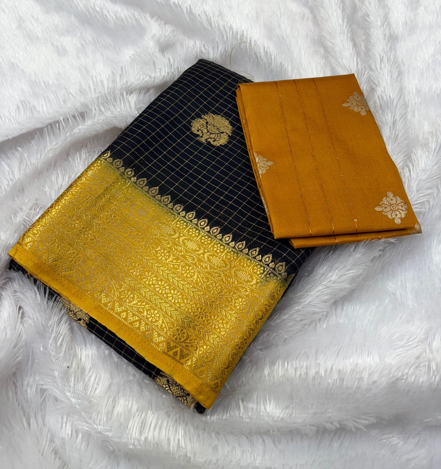 Premium Quality Semi Mysore Crape Silk Saree in Contrast border With fancy Blouse MT170