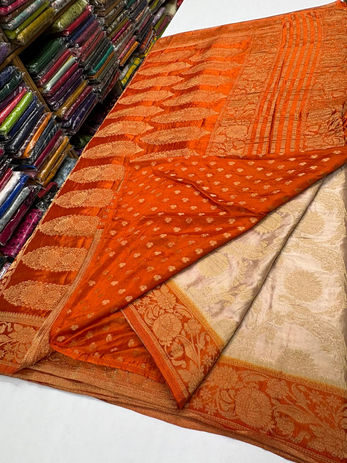 Premium Quality Khaddi Georgete Silk Saree With Rich Pallu & Blouse MT165