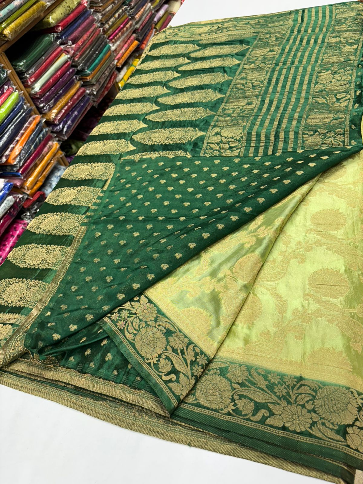 Premium Quality Khaddi Georgete Silk Saree With Rich Pallu & Blouse MT165