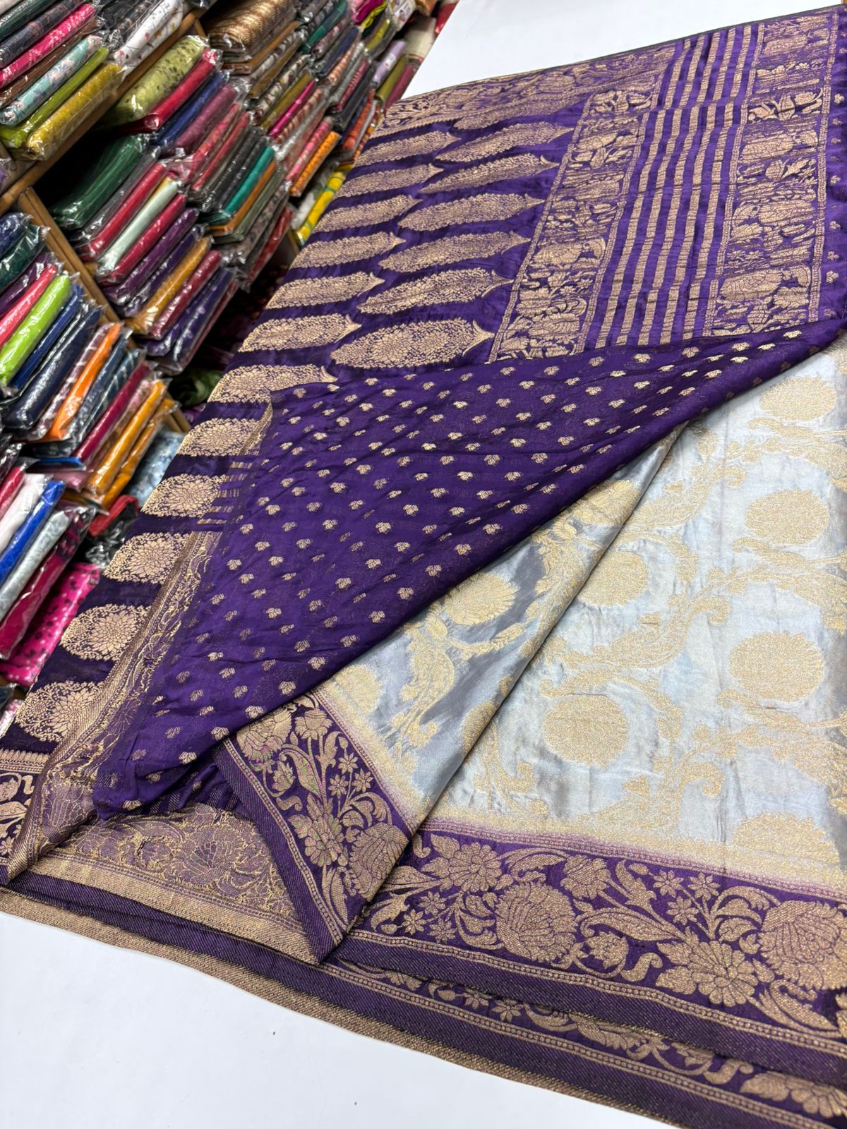 Premium Quality Khaddi Georgete Silk Saree With Rich Pallu & Blouse MT165